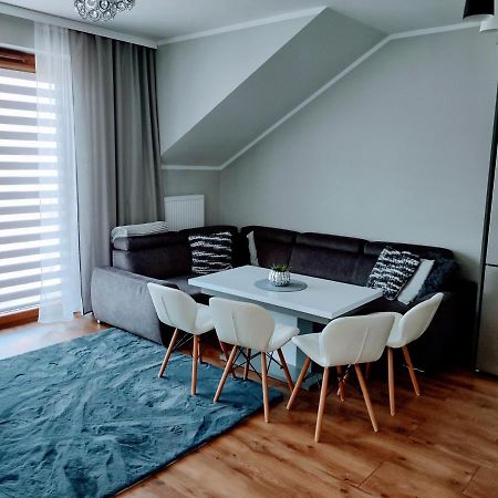 Apartamento Apartament Kolobrzeg 3P Jarzebiny Czerwonej Exterior foto
